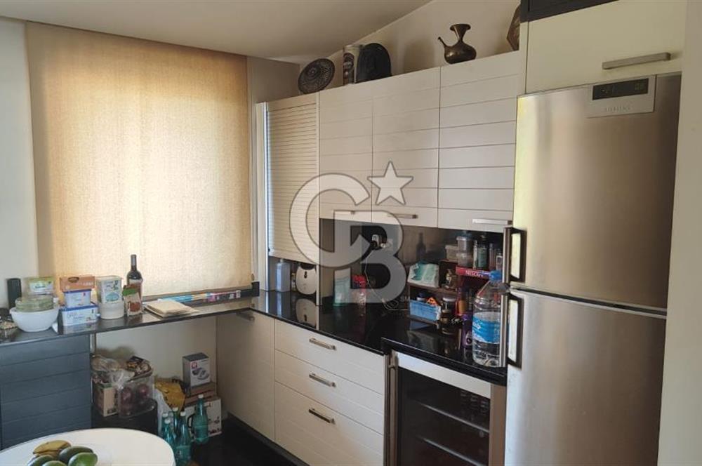 Sultanahmet Cankurtaranda Satılık Müstakil Bina Deniz Manzaralı