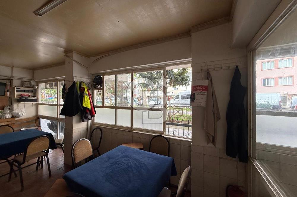 YILDIZ’DA DEFTARDARLIĞA 100 M. MESAFEDE SATILIK DÜKKAN 