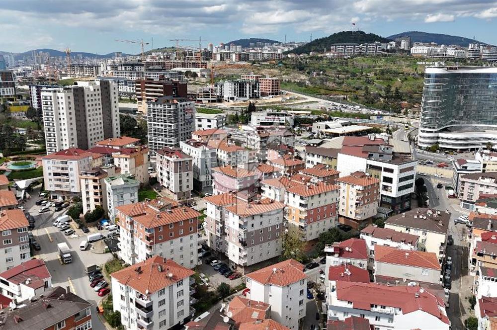 Pendik Kaynarcada E-5 ve Metroya Yakın Yenilenmiş Fırsat