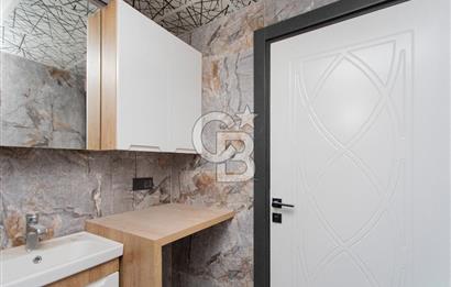 Foça Kazım Dirik Mah. Merkezi Konumda Satılık 1+1 Daire