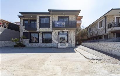 Foça Kazım Dirik Mah. Satılık Bahçe Katı 2+1 Daire