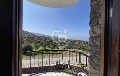 DİKİLİ'DE DENİZ MANZARALI 6 ODALI TAŞ BUTİK OTEL