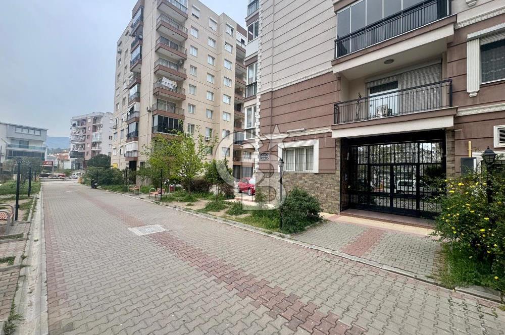 İzmir Bayraklı Şehir Hastanesi Yakını D.Gazlı Satılık 3+1 Saire