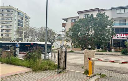 İzmir Bayraklı Şehir Hastanesi Yakını D.Gazlı Satılık 3+1 Saire