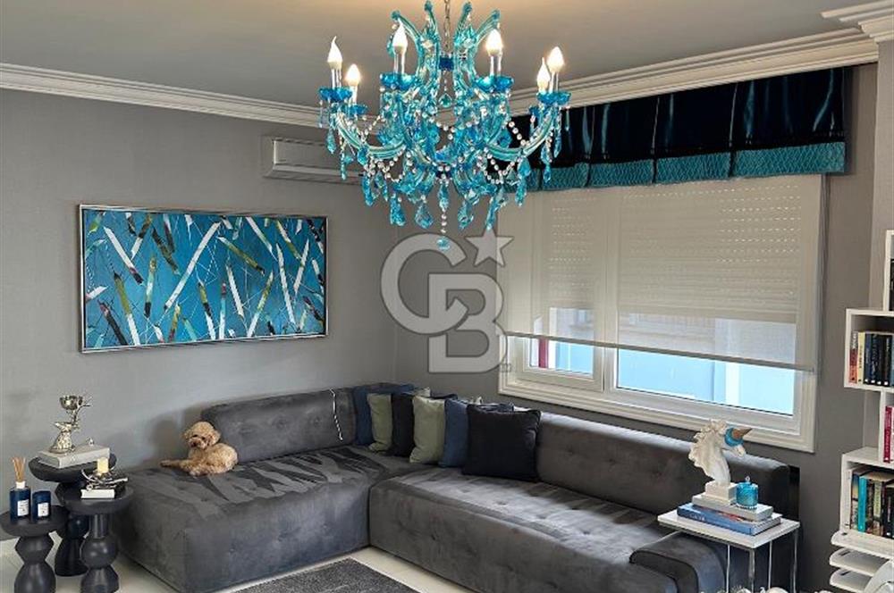 Florya Adakale'de 260m² Lüks Tasarımlı Masrafsız 4+1 Daire!