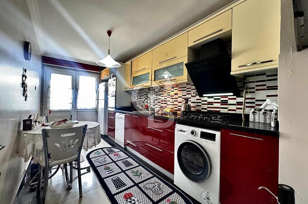 İzmir Bayraklı Şehir Hastanesi Yakını D.Gazlı Satılık 3+1 Saire