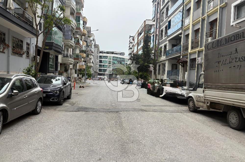 KARŞIYAKA FİKRİ ALTAY DA KİRALIK DÜKKAN