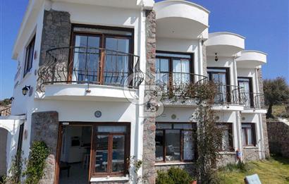 DİKİLİ'DE DENİZ MANZARALI 6 ODALI TAŞ BUTİK OTEL