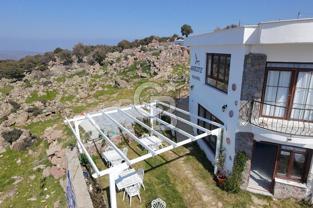 DİKİLİ'DE DENİZ MANZARALI 6 ODALI TAŞ BUTİK OTEL