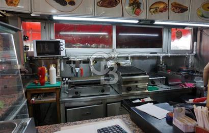 Minibüs Durağının İçerisinde Devren Kiralık Büfe