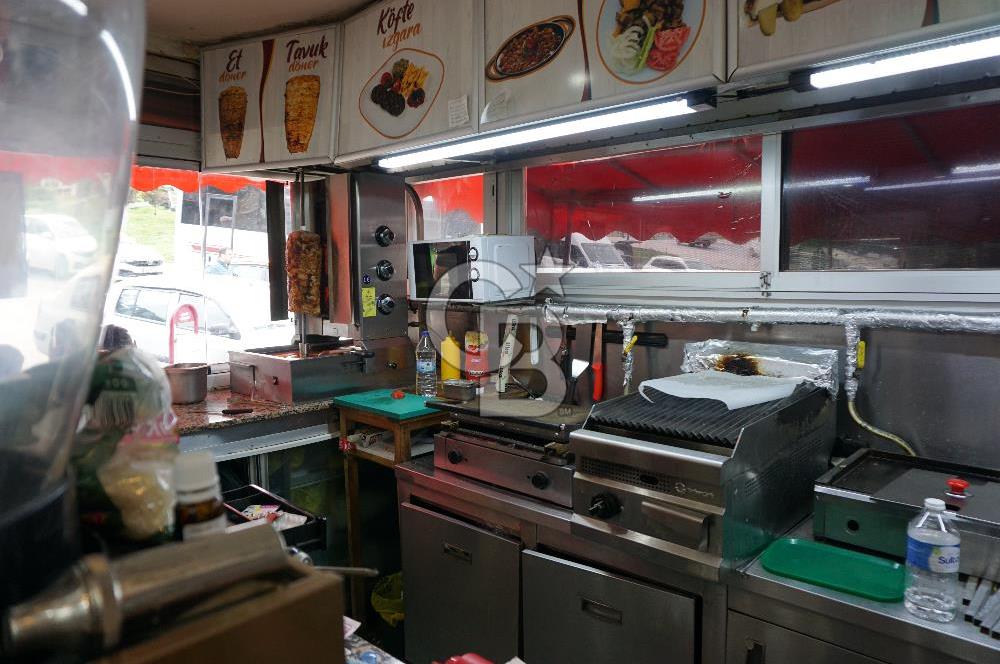 Minibüs Durağının İçerisinde Devren Kiralık Büfe