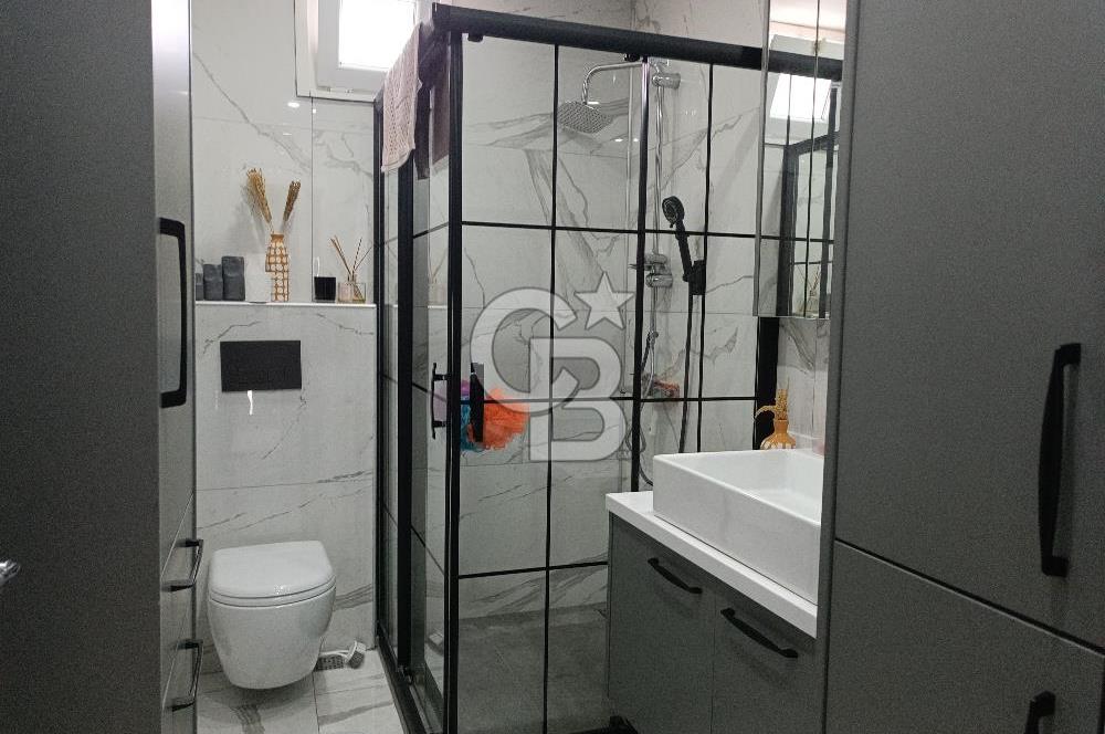 Cumhuriyet mahalllesinde 135m2 tadilatlı 2 balkonlu daire