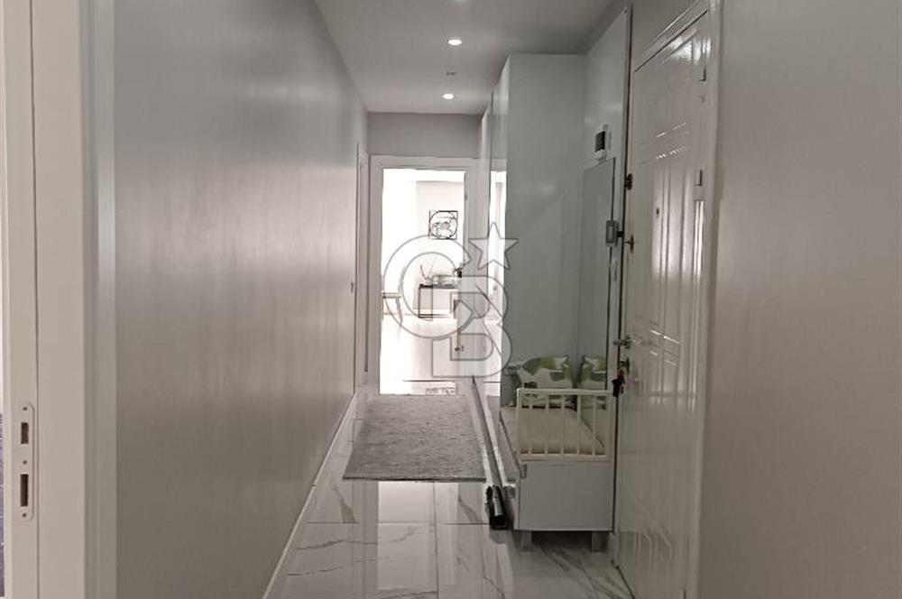 Cumhuriyet mahalllesinde 135m2 tadilatlı 2 balkonlu daire