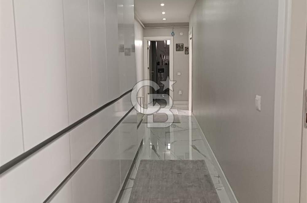 Cumhuriyet mahalllesinde 135m2 tadilatlı 2 balkonlu daire