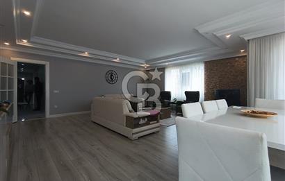 Cumhuriyet mahalllesinde 135m2 tadilatlı 2 balkonlu daire