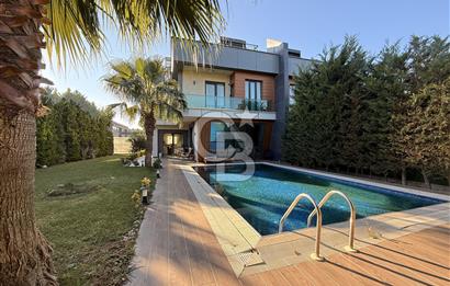 Beylikdüzü Mavera villa Satılık 7+2 Özel havuzlu villa
