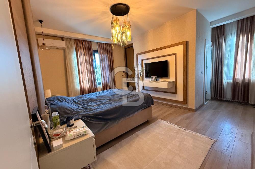 Beylikdüzü Mavera villa Satılık 7+2 Özel havuzlu villa