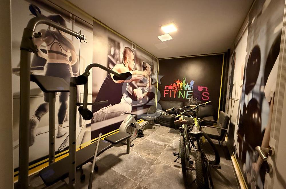 Beylikdüzü Mavera villa Satılık 7+2 Özel havuzlu villa