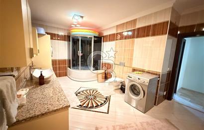 Florya Beyti Bölgesi'nde 165 m2 3+1 Satılık Çatı Katı