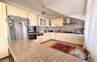 Florya Beyti Bölgesi'nde 165 m2 3+1 Satılık Çatı Katı