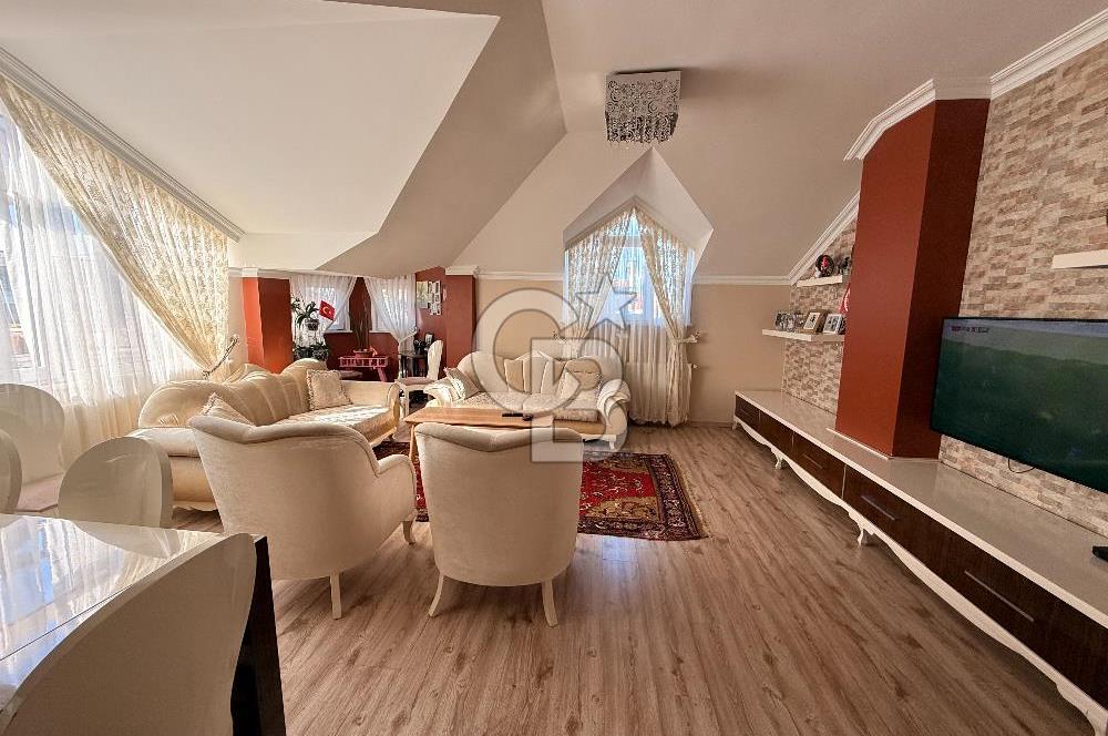 Florya Beyti Bölgesi'nde 165 m2 3+1 Satılık Çatı Katı