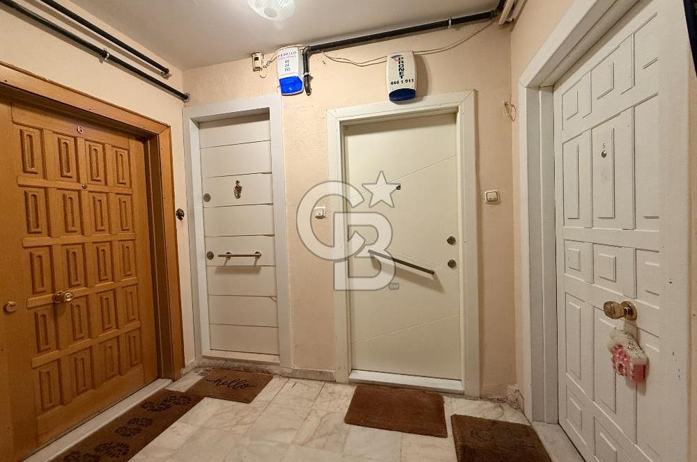 Florya Beyti Bölgesi'nde 165 m2 3+1 Satılık Çatı Katı