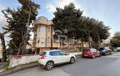 Florya Beyti Bölgesi'nde 165 m2 3+1 Satılık Çatı Katı