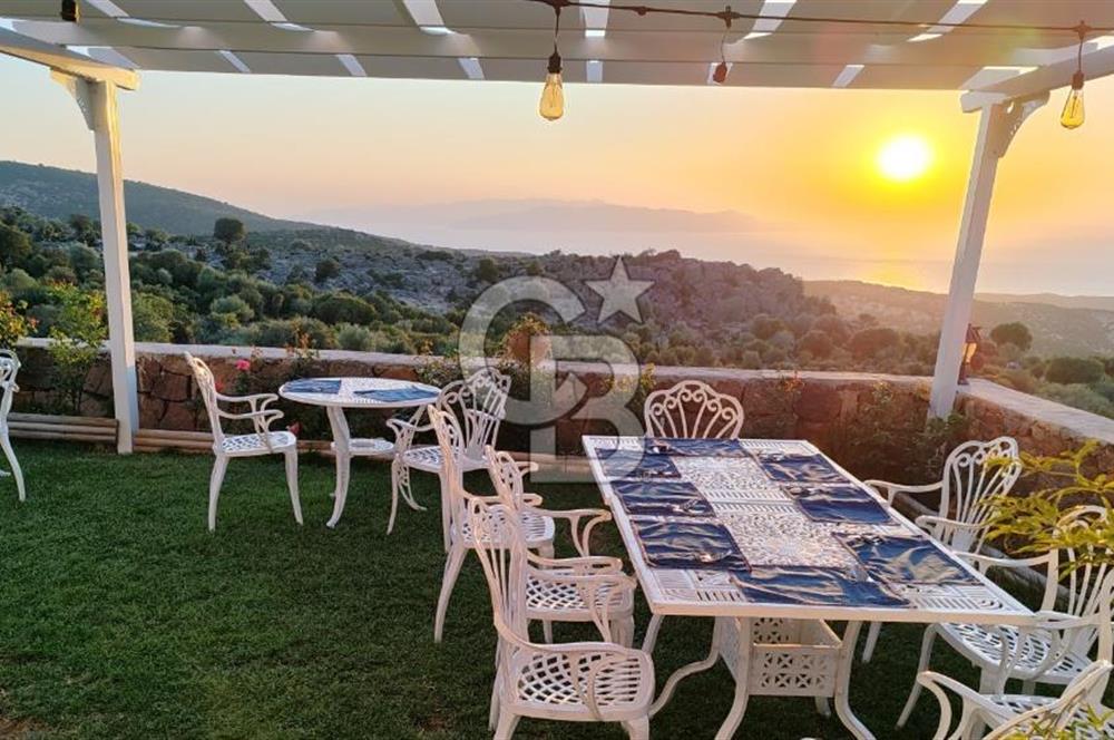 DİKİLİ'DE DENİZ MANZARALI 6 ODALI TAŞ BUTİK OTEL