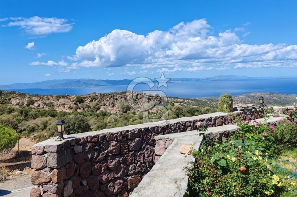 DİKİLİ'DE DENİZ MANZARALI 6 ODALI TAŞ BUTİK OTEL