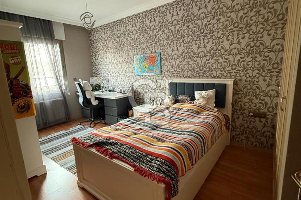 ALSANCAK PRESTİJLİ CADDESİ MUSTAFA BEY'DE KİRALIK 3+1 187M DAİRE