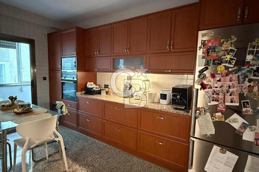 ALSANCAK PRESTİJLİ CADDESİ MUSTAFA BEY'DE KİRALIK 3+1 187M DAİRE