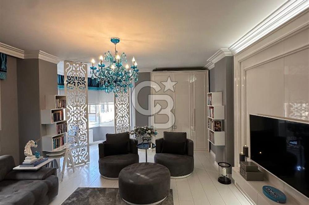 Florya Adakale'de 260m² Lüks Tasarımlı Masrafsız 4+1 Daire!