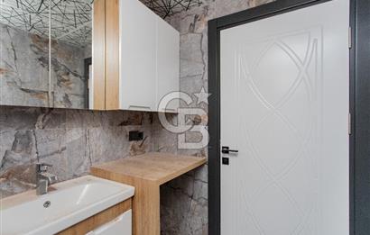 Foça Kazım Dirik Mah. Merkezi Konumda Satılık 2+1 Daire