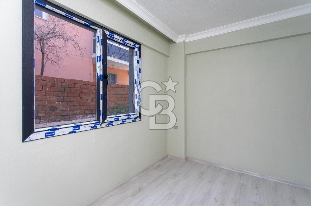 Foça Kazım Dirik Mah. Merkezi Konumda Satılık 2+1 Daire