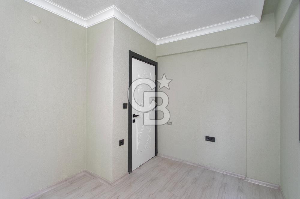 Foça Kazım Dirik Mah. Merkezi Konumda Satılık 2+1 Daire