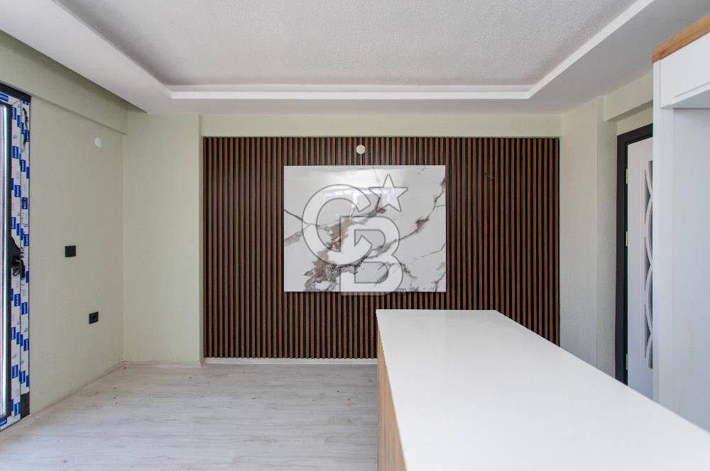 Foça Kazım Dirik Mah. Merkezi Konumda Satılık 2+1 Daire