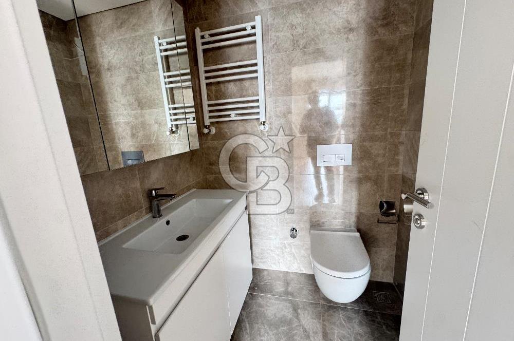 Sultanbeyli Mimar Sinan'da Satılık Lüks Çatı Dubleks