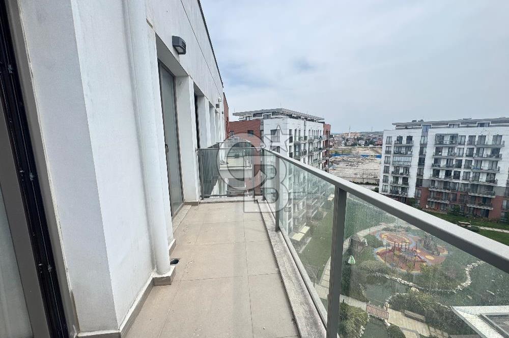 Sultanbeyli Mimar Sinan'da Satılık Lüks Çatı Dubleks