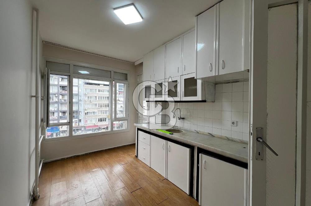 Bayraklı Sahil Fuat Edip Baksı Mahallesinde 2+1 Kiralık Daire 