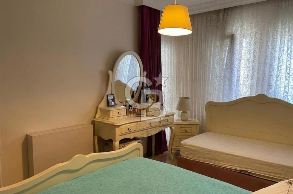 ÇAYYOLU’NUN MERKEZİNDE SATILIK 4+2 VİLLA