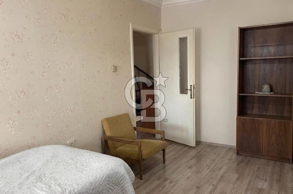 ÇAYYOLU’NUN MERKEZİNDE SATILIK 4+2 VİLLA