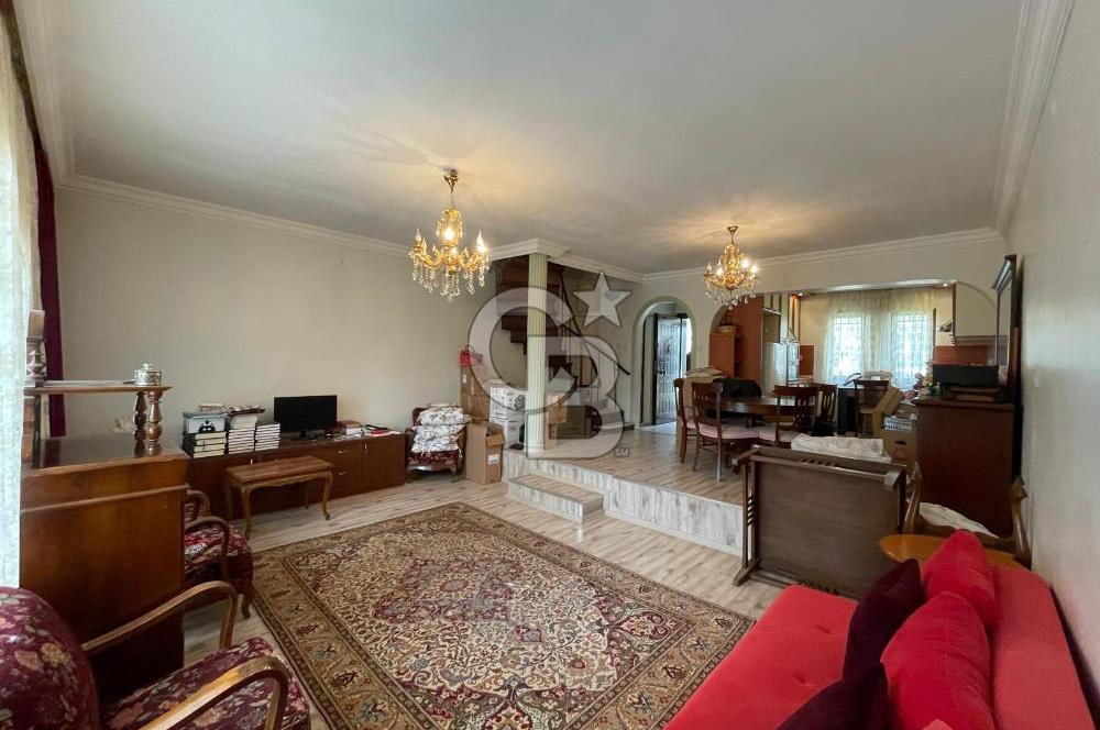 ÇAYYOLU’NUN MERKEZİNDE SATILIK 4+2 VİLLA