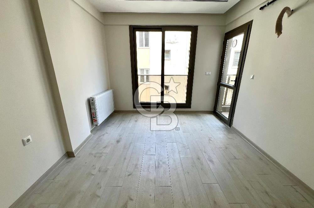 Karşıyaka Dedebaşı Mahallesi Açık Mutfak 2+1 Kiralık Daire