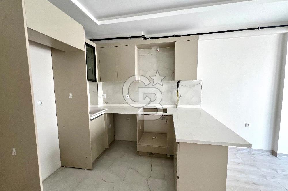 Karşıyaka Dedebaşı Mahallesi Açık Mutfak 2+1 Kiralık Daire