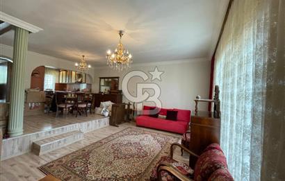 ÇAYYOLU’NUN MERKEZİNDE SATILIK 4+2 VİLLA