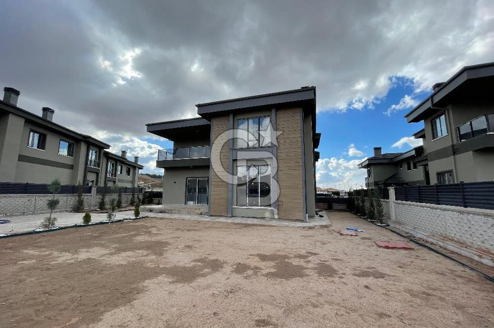 CB ULTRA'DAN AKSARAY'DA SATILIK 5+1 VİLLA