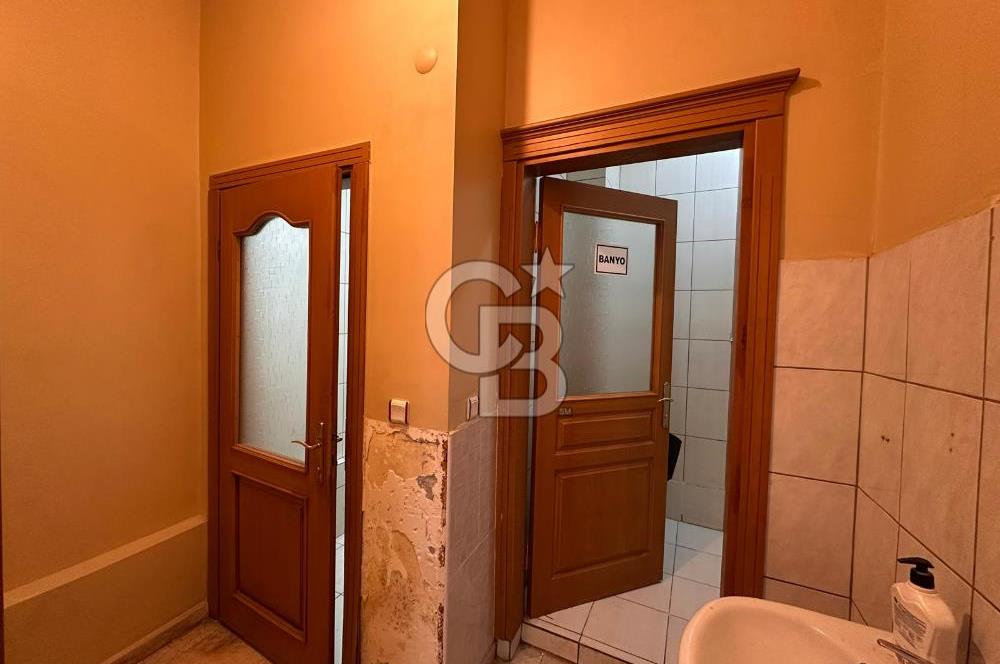 İÇERENKÖYDE 230 M² DEPO+OFİS+MAĞAZA KONSEPTLİ SATILIK DÜKKAN