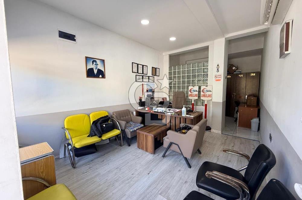 Balçova'da Merkezi Konumda Satılık 32m² Dükkan