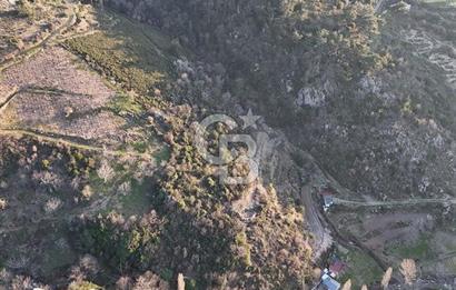 Karabağlar Kavacık'ta konut + ticari yapı kayıt belgeli satılık bağ