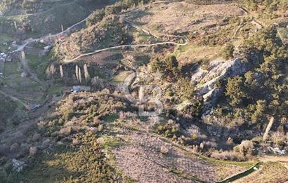 Karabağlar Kavacık'ta konut + ticari yapı kayıt belgeli satılık bağ